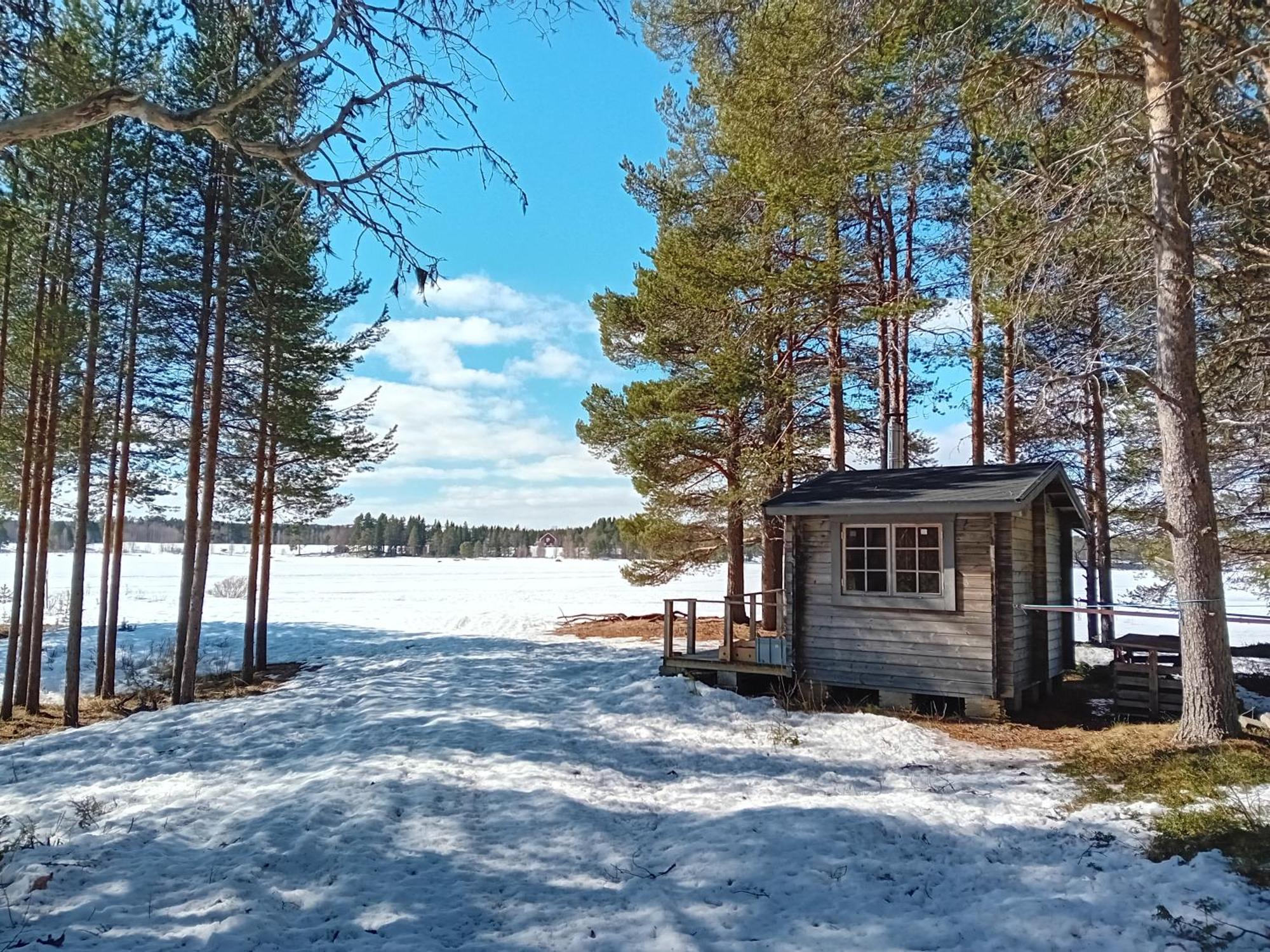 Fritidshus - Cottage - Holiday House - Soluppgang Blattniksele Exterior photo